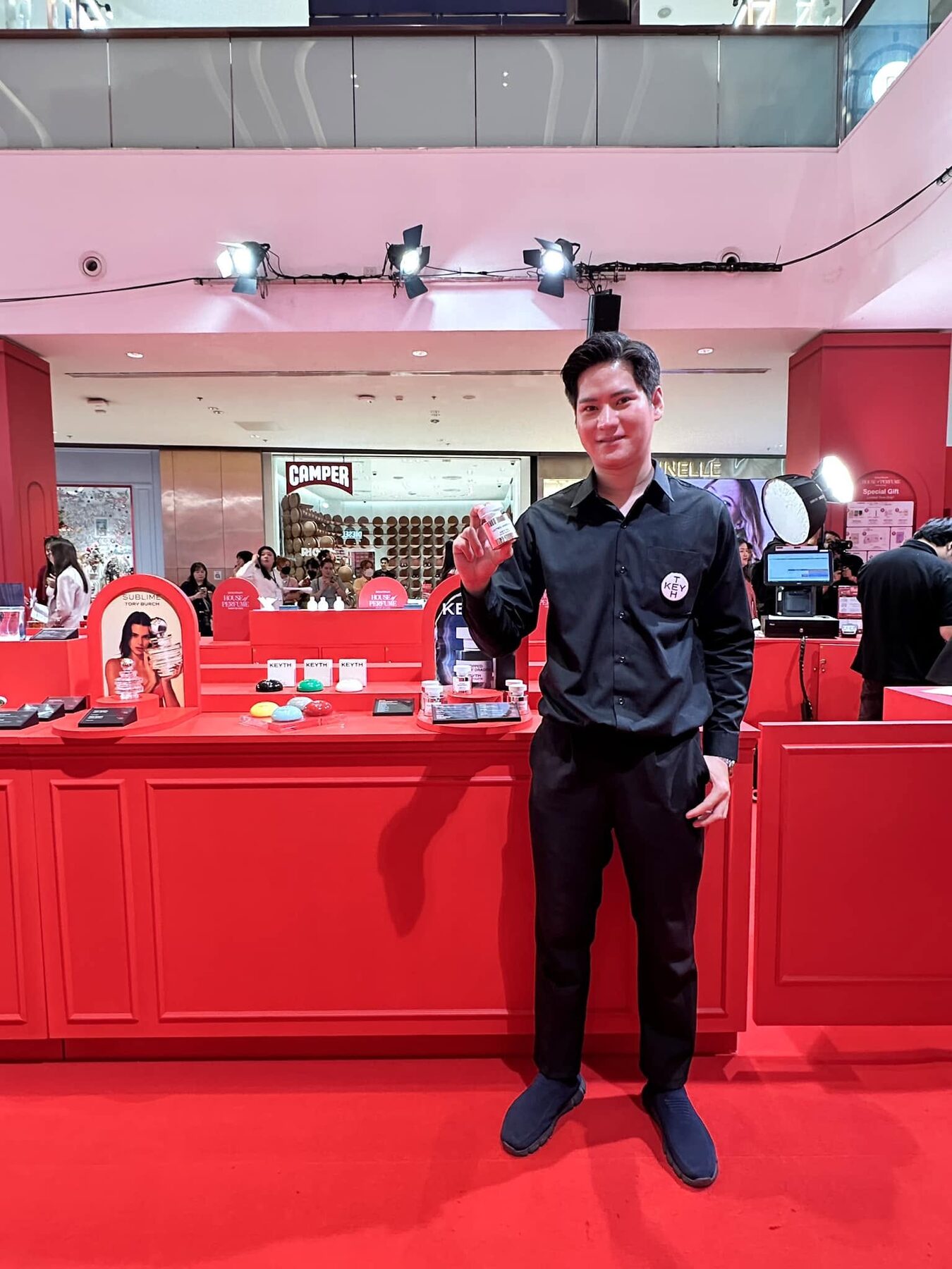 การนำเสนอผลิตภัณฑ์ภายในบูธ KEYTH